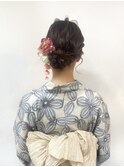 浴衣との相性抜群！！上品なサイドシニヨン♪