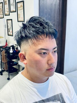 グレイスフルバーバーロンドン 大宮店(Graceful Barber London) 【30代 男性】ロンドンネイビーフェード（大宮/バーバー）