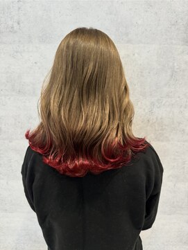 アンダーバーホワイト 鳳店(_WHITE) グラデーションカラーレッド