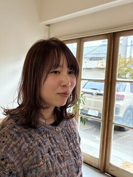 アクビー(AKuBii) レイヤー×ピンクベージュ