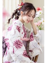ヘアメイクサロン シャルメ(Hair Make Salon CHARMER) ふわふわ編み下ろしポニー◎