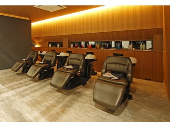 SuR　cinq【シュールサンク】