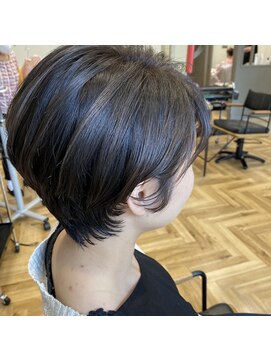 アルマヘアー(Alma hair by murasaki) ◎耳にかけれるショートスタイル◎