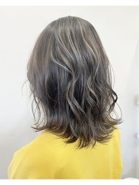 イヴァン アンド リズ 奈良店(IVAn ＆ LIZ) #ハイライト#グレイジュ