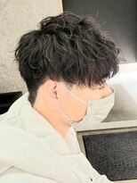 ニアウ 伊勢崎連取店(Niau)&nbsp;波巻きスパイラルパーマツイストパーママッシュメンズパーマ