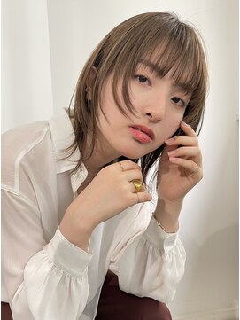 ハウス(HAUS.) ミディアムウルフ×アッシュグレージュ