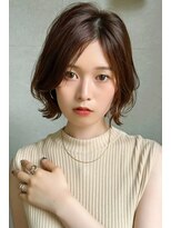 リークフー(Ree cu fuu)&nbsp;外ハネくびれふんわり丸みカールヘルシースタイル春パーマ　内見