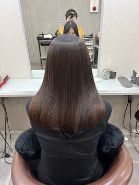 アンダーバーホワイト 広島 本通店(_WHITE) 髪質改善ストレート