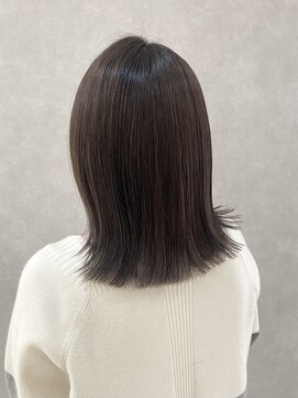 ヴィサージュアクト(VISAGE a.c.t) 切りっぱなしボブ×グレージュカラー