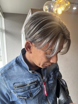 アイディー  高知(id) -高知 id-【白髪ぼかし】ハイトーンハイライト