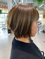 グランデュール 東静岡池田店(GRANDEUR)&nbsp;東静岡ショートボブくびれショートイルミナカラー顔周りレイヤー