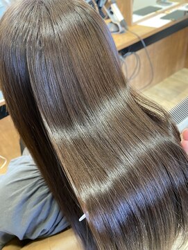 リフ(RIFF) ツヤサラストレート(縮毛矯正)