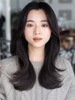 エインアンリー 明治神宮前(AIN.ANLY.)&nbsp;イメチェンミディアムレイヤーロングレイヤーカット顔周りカット