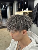 ライズ 渋谷店(RISE)&nbsp;ホワイトメッシュ／ツイストスパイラル