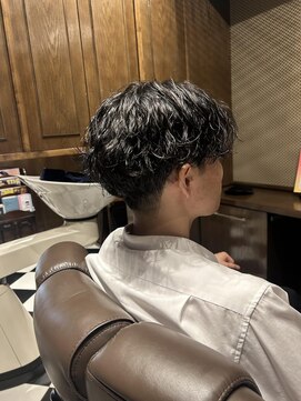 ザバーバー 青山(THE BARBER) 波巻きパーマ