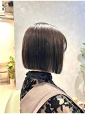 20代30代大人可愛い小顔ショートボブ前下がりショート