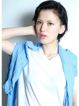 トリコ(TORICO) 立ち上げバングのウェットショートボブ