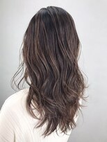 アルバム 銀座(ALBUM GINZA)&nbsp;大人ハイライト_ウェーブパーマフォギーベージュ耳かけ_ba291752