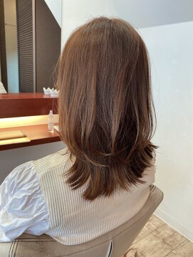 マーリャヘアー(mallia hair) くびれ外ハネセミロング
