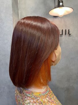 ナンバー ジルバ 立川(N° jillva) 丸型卵形切りっぱなしボブワンレンボブ美髪インナーカラー立川