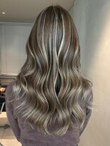 ヘアーサロングランデ(HAIR SALON GRANDE)&nbsp;ハイライトカラーミルクティーベージュレイヤーカット