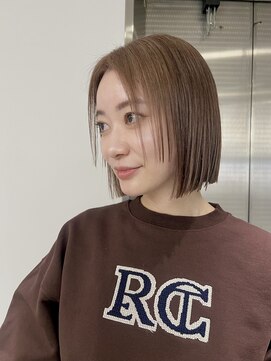 トゥエル バイ ディプティモイラ(tuelu by dipty MOILA) ミニボブ＆ベージュカラー