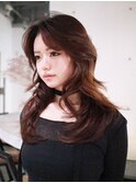 ロングミディアムくびれヘア顔周りレイヤー_ba535781
