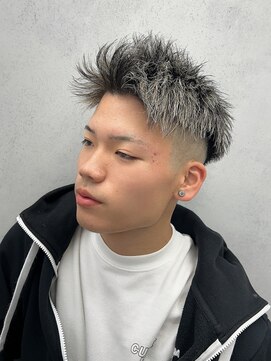 ルースト 西院店(ROOST) ソフトツイスト×ホワイトハイライト