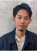 メンズ黒髪ナチュラルスパイキーショートツーブロック刈り上げ