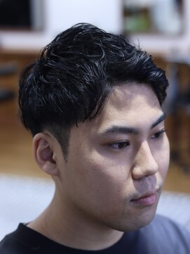 ザデイトウキョウ 表参道 青山(THE DAY TOKYO) MEN'S HAIR/アップバングショート/刈り上げショート/表参道駅
