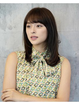 アイスバーグ(eyesburg) 顔周りレイヤーカットシースルーバング耳かけ内巻きロング