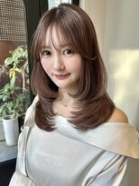 ナナローネス 渋谷(nana loness)&nbsp;レイヤーカット 顔まわりレイヤー　フェイスレイヤー　ベージュ