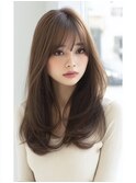 透明感ベージュ美髪ロングレイヤーシースルーバング