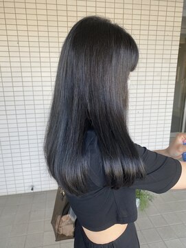 エンリー(ENlee) 【とまべち】涼しげ艶ブルーブラック×ロングヘア