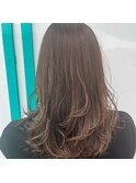 大人かわいいハイライト　アッシュカラー