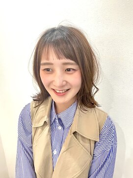 チル(Chill...) 外ハネミディアム