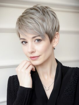 マリブ Malibu 【エレガントショート】ナチュラルシルバーレイヤー