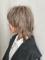 サーク(Sark)&nbsp;ホワイトベージュバレイヤージュ