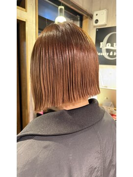 フォーシー(Four C) FourC _切りっぱなしボブ/ボブ/ベージュ/グレージュ