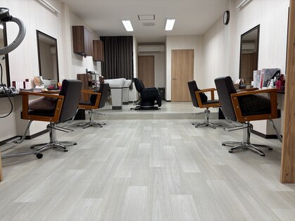 トップヘアギブバック(TOPHAIR give back)の写真