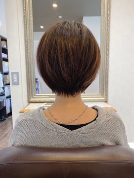 リム(Limb) 【Limb】丸みショート　ショートボブ　くびれショート