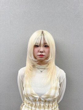 エミーバイモアムー(Emmie byMoremuu) 【MEI】ブロンド