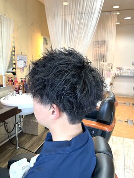 メンズ　2ブロック　ツイストスパイラルパーマ