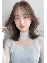 ノイエ 原宿 北参道(NoIE)&nbsp;ミディアムレイヤーカットシースルーバングミルクベージュ