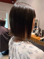 ナチュラル ヘアーデザイニング(Natural hair designing) アイロンに頼らない自然な美髪ストレート/切りっぱなし艶ボブ