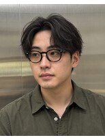 ノーマ(no-ma)&nbsp;【センターパート】直毛・毛流れが出にくい方に