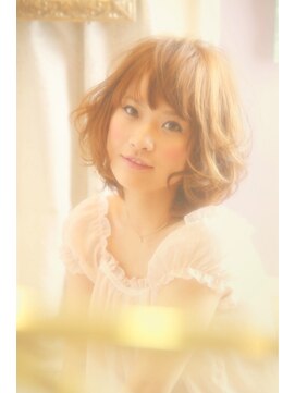 ニスル 上尾店(NISURU) 黒髪/クラゲヘアー/オリーブグレー/小顔/ココアベージュ/上尾