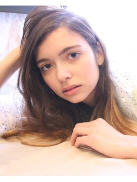 ブーケ(BOUQUET) トゥルントゥルン髪 流れるような、なめらかロングヘア