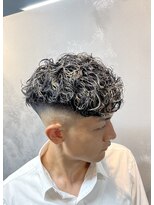 ワールドシップコウベ(WORLD SHIP KOBE)&nbsp;スペインカールメッシュパーマ