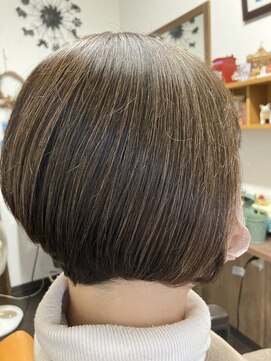 メイメーア(Ma Mere) ボブスタイル